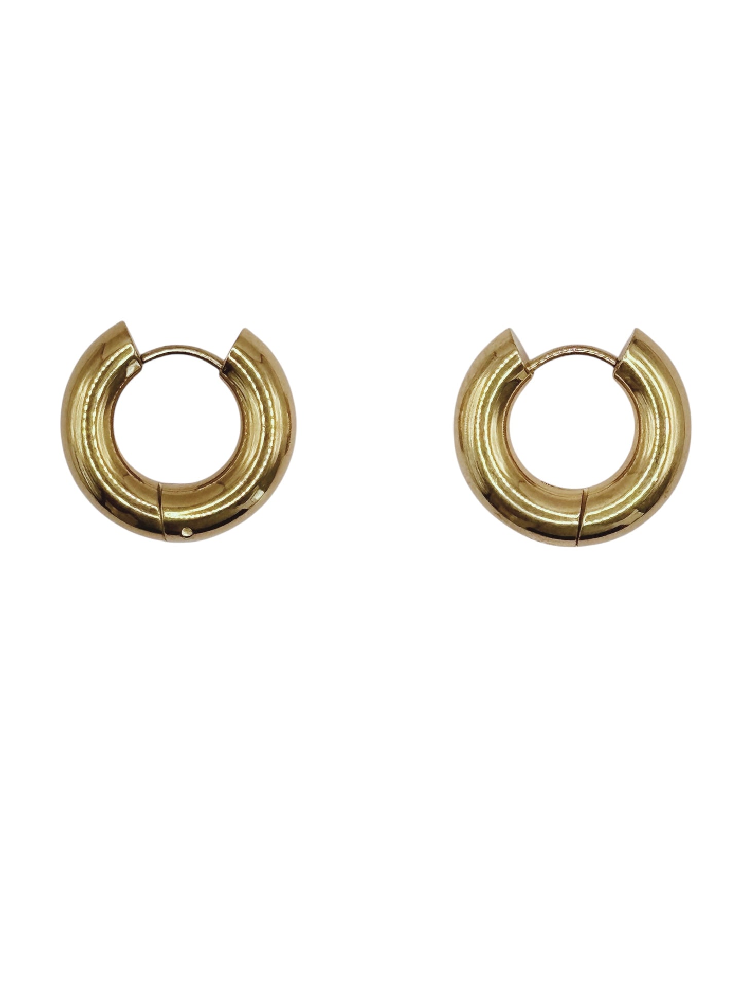 Aretes Huggies Vesta