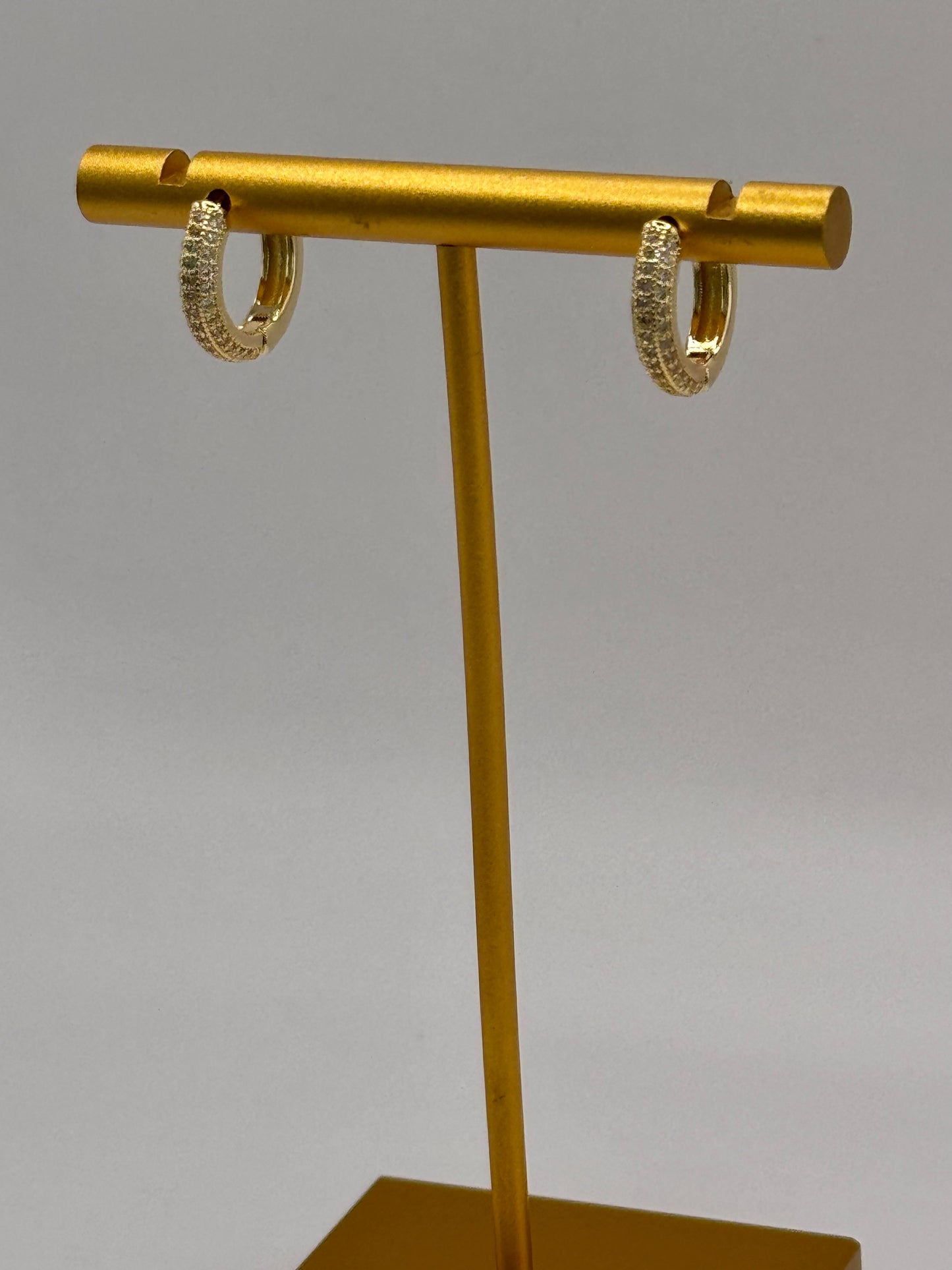 Aretes Huggies Florence