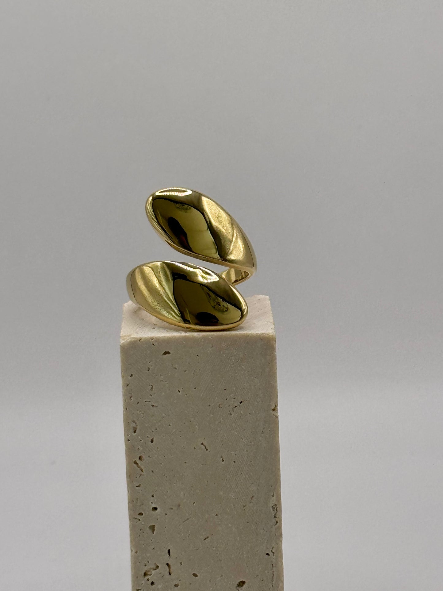 Anillo Indira