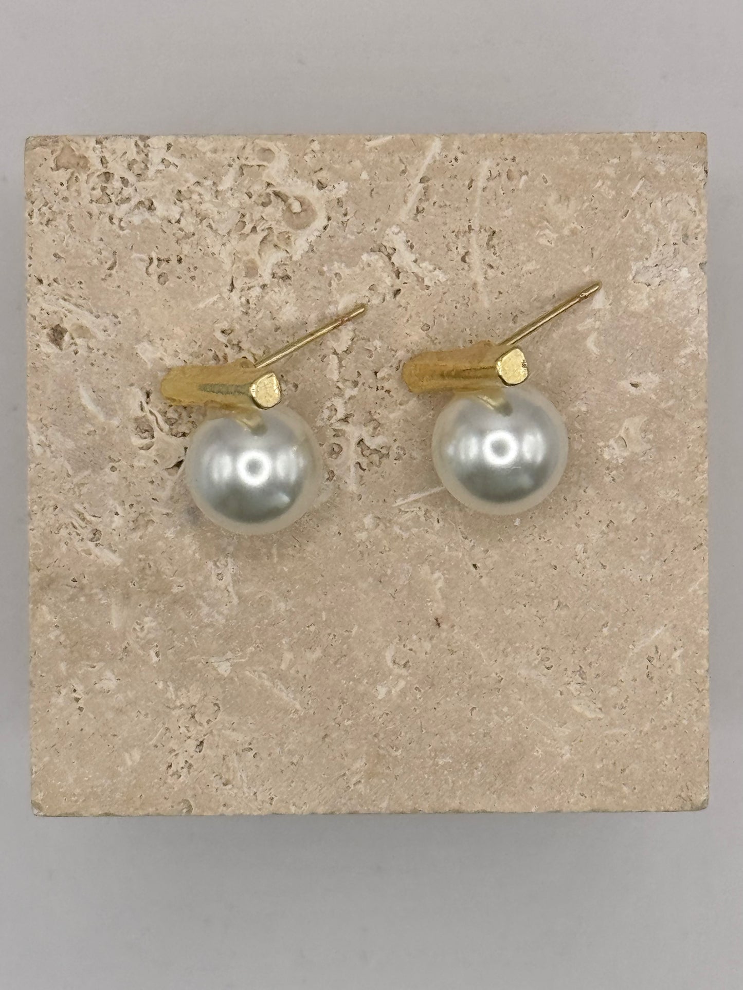 Aretes broquel Grace