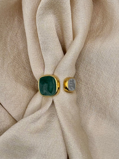 Anillo Helen