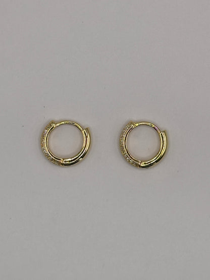Aretes Huggies Florence